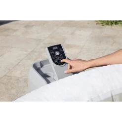 Spa Gonflable Bestway Lay-Z Spa HOLLYWOOD AirJet 6 Places -Equipements De Piscine 60059 spa gonflable bestway lay z spa hollywood panneau controle