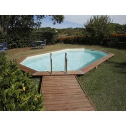 Piscine En Bois Octogonale Ubbink Océa 5,50 X 3,55 X 1,20 M - Liner Beige 10 Piscine En Bois Octogonale Ubbink Océa 5,50 X 3,55 X 1,20 M - Liner Beige -Equipements De Piscine 7504594 piscine bois octogonale ubbink ocea 355 550 beige ambiance 2