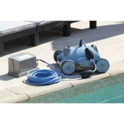 Robot Nettoyeur Fond De Piscine Ubbink Robotclean 2 -Equipements De Piscine 7504638 robot nettoyeur fond piscine ubbink robotclean 2 ambiance 4