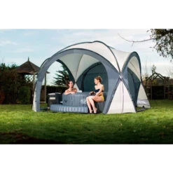 Abri Pour Spa Gonflable Bestway Lay-z Dôme -Equipements De Piscine abri spa gonflabe lay z bestway 58460 ambiance3 1