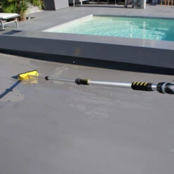 Balai Hydro Jet Xpro Pour Volet Et Couverture De Piscine Kerlis -Equipements De Piscine balai hydro jet xpro volet couverture piscine kerlis 3