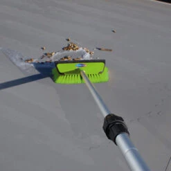 Balai Hydro Jet Xpro Pour Volet Et Couverture De Piscine Kerlis -Equipements De Piscine balai hydro jet xpro volet couverture piscine kerlis 5