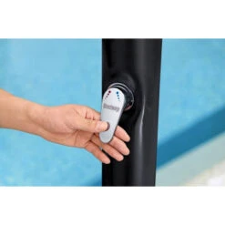 Douche Solaire Bestway 20 L Pour Piscine -Equipements De Piscine douche solaire solarflow 20l flowclear 4