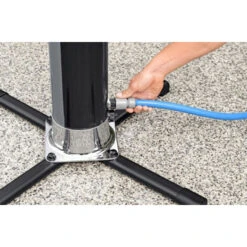 Douche Solaire Bestway 35 L Pour Piscine -Equipements De Piscine douche solaire solarflow 35l flowclear 1