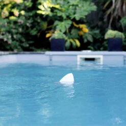 Analyseur Piscine Connecté Flipr Start 17 Analyseur Piscine Connecté Flipr Start -Equipements De Piscine flipr aileron piscine