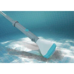 Aspirateur à Piles Kokido LEKTRA Pour Spas Et Petites Piscines 10 Aspirateur à Piles Kokido LEKTRA Pour Spas Et Petites Piscines -Equipements De Piscine kok 400 8653 aspirateur a piles kokido lektra spas piscines ambiance