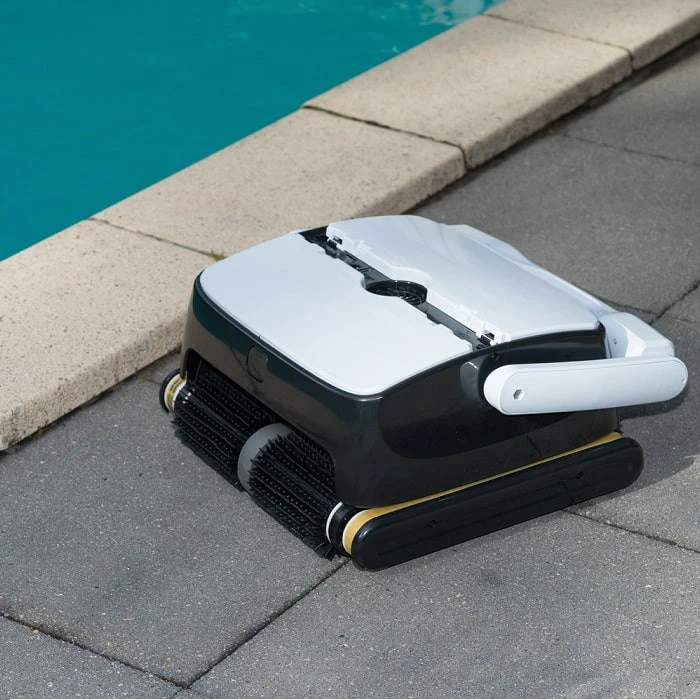 Robot Nettoyeur Fond Et Parois De Piscine Ubbink Robotclean Accu 4 Sans Fil 5 Robot Nettoyeur Fond Et Parois De Piscine Ubbink Robotclean Accu 4 Sans Fil – Image 3