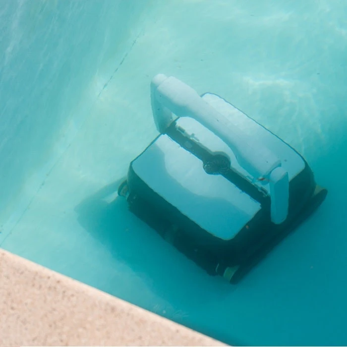 Robot Nettoyeur Fond Et Parois De Piscine Ubbink Robotclean Accu 4 Sans Fil 4 Robot Nettoyeur Fond Et Parois De Piscine Ubbink Robotclean Accu 4 Sans Fil – Image 2