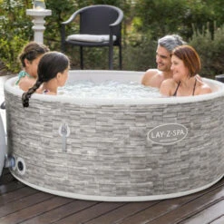 Spa Semi-rigide Bestway Lay-Z-Spa VANCOUVER AirJet Plus 5 Places -Equipements De Piscine spa gonflable rond lay z spa vancouver airjet plus 6