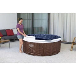 Spa Semi-rigide Bestway Lay-Z Spa TORONTO AirJet Plus 7 Places -Equipements De Piscine spa semi rigide rond lay z spa toronto airjet plus 5 7 places 4